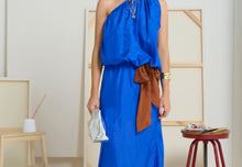 Le Long Silk Skirt (contrast silk tie comes seperately)